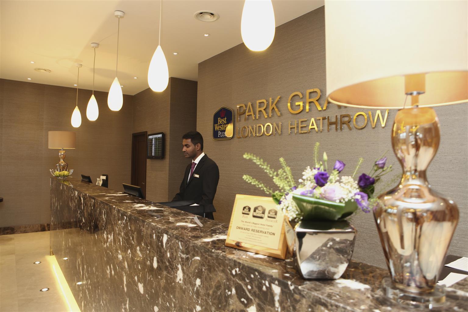 Hotel Park Grand Heathrow Hounslow Exterior foto