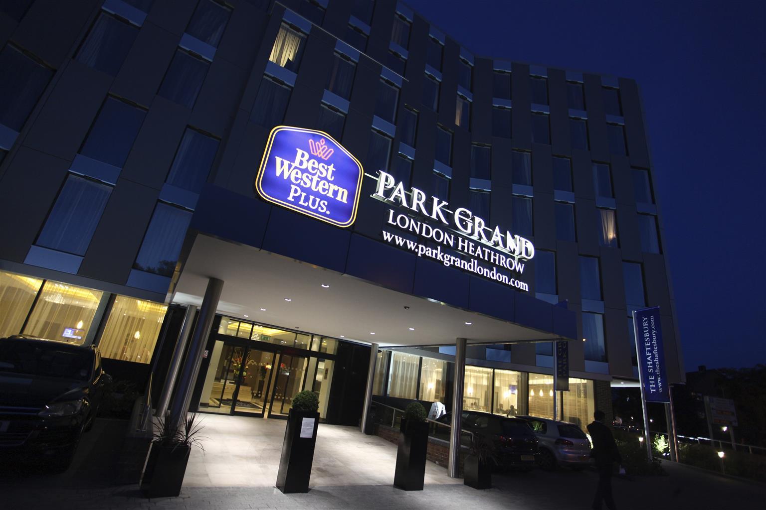 Hotel Park Grand Heathrow Hounslow Exterior foto